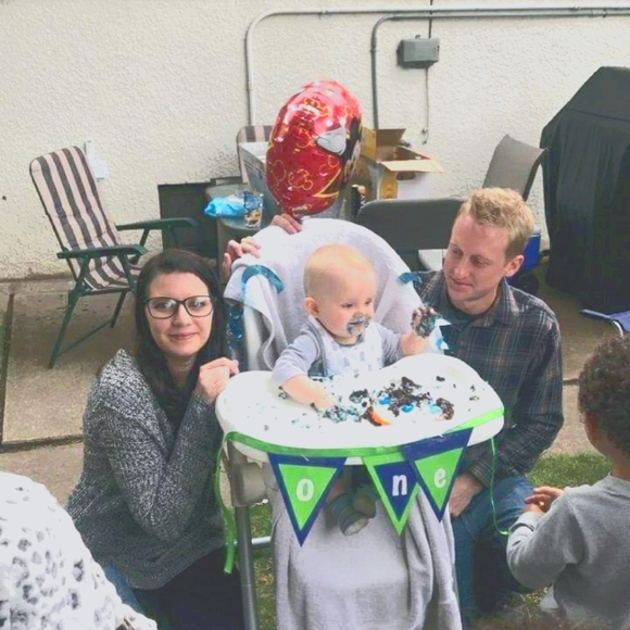 Meet your Posher, Gabrielle - Picture 1 of 1